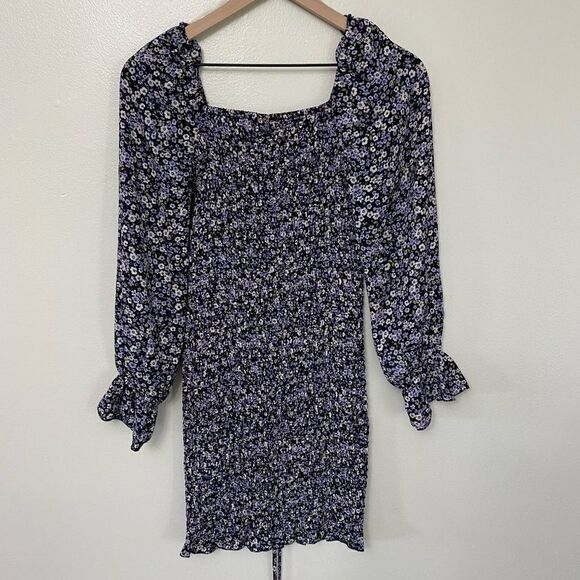 KENEDIK Floral Ruched Long Sleeve Dress - Picture 10 of 14